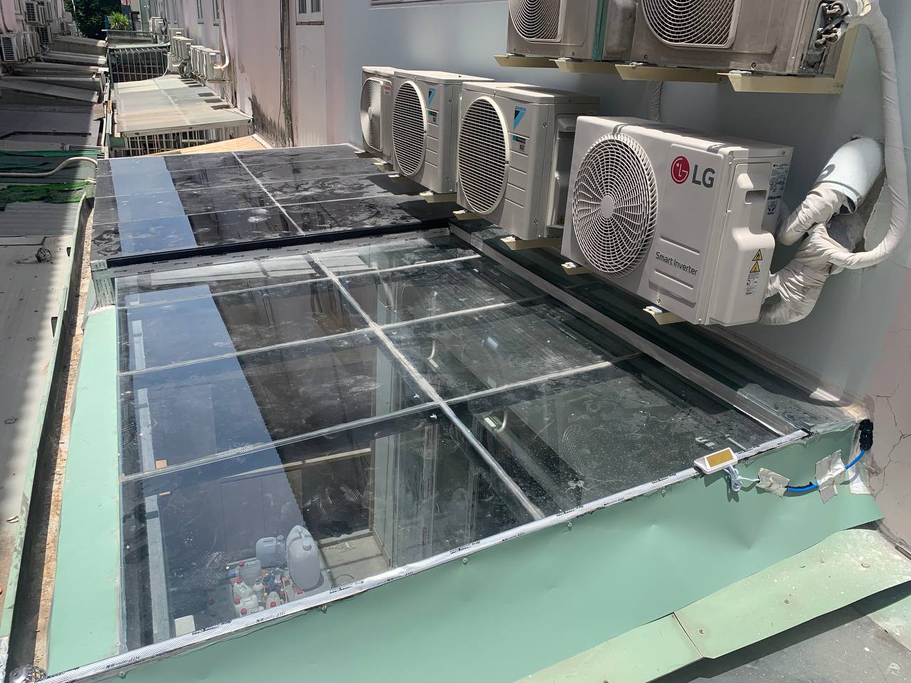 Thiết kế giếng trời bên hông nhà tại cơ khí thanh hoàn.